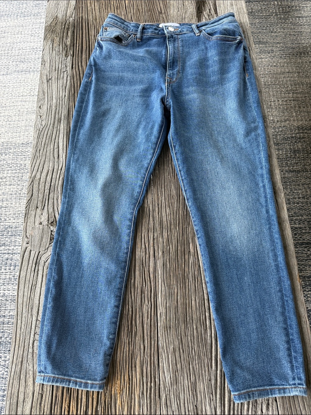 DL1961 Chrissy Trimtone Skinny Jeans Medium Wash Size 31
